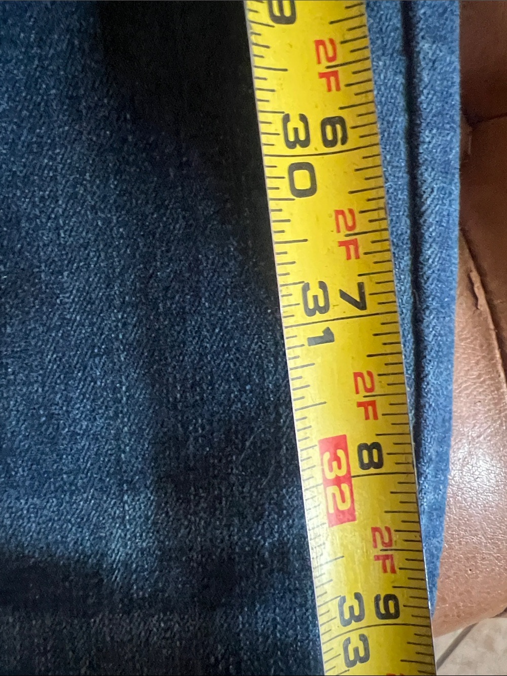 Judy Blue Mid-Rise relaxed fit Jeans in Medium Blue wash sz7/ 28 - Picture 6 of 7